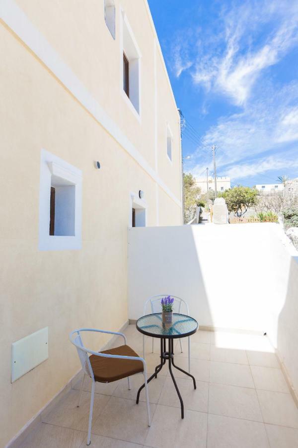 Aquarius Hotell Fira  Exteriör bild